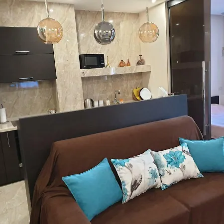 Luxe Paris *